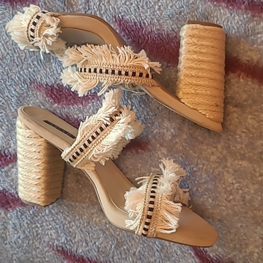 Shoes - Picture 6 of 6